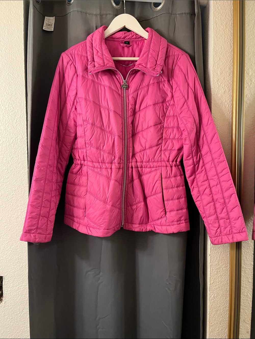 Guess Pink Quilted Women's Jacket - Lightweight Zip Front!